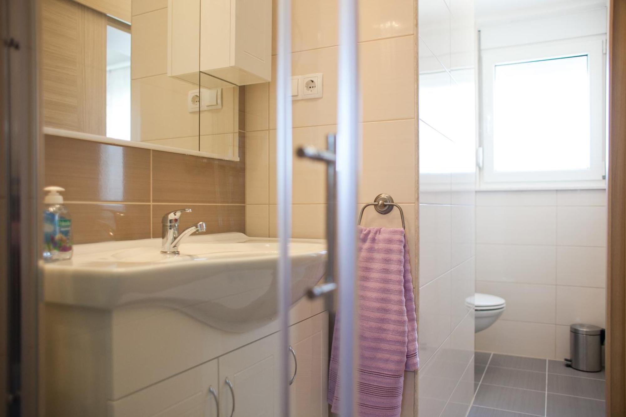 Apartments Medvid Trogir Bilik gambar